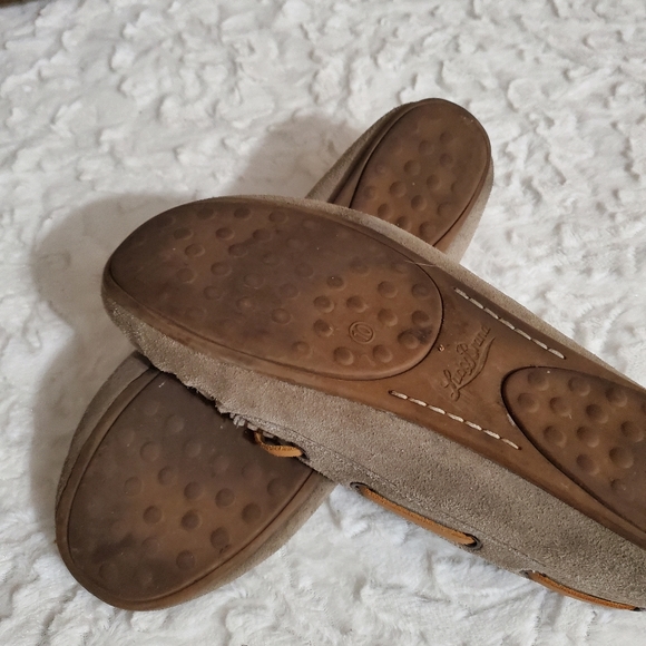 Lucky Brand Slip-Ons - Picture 3 of 5